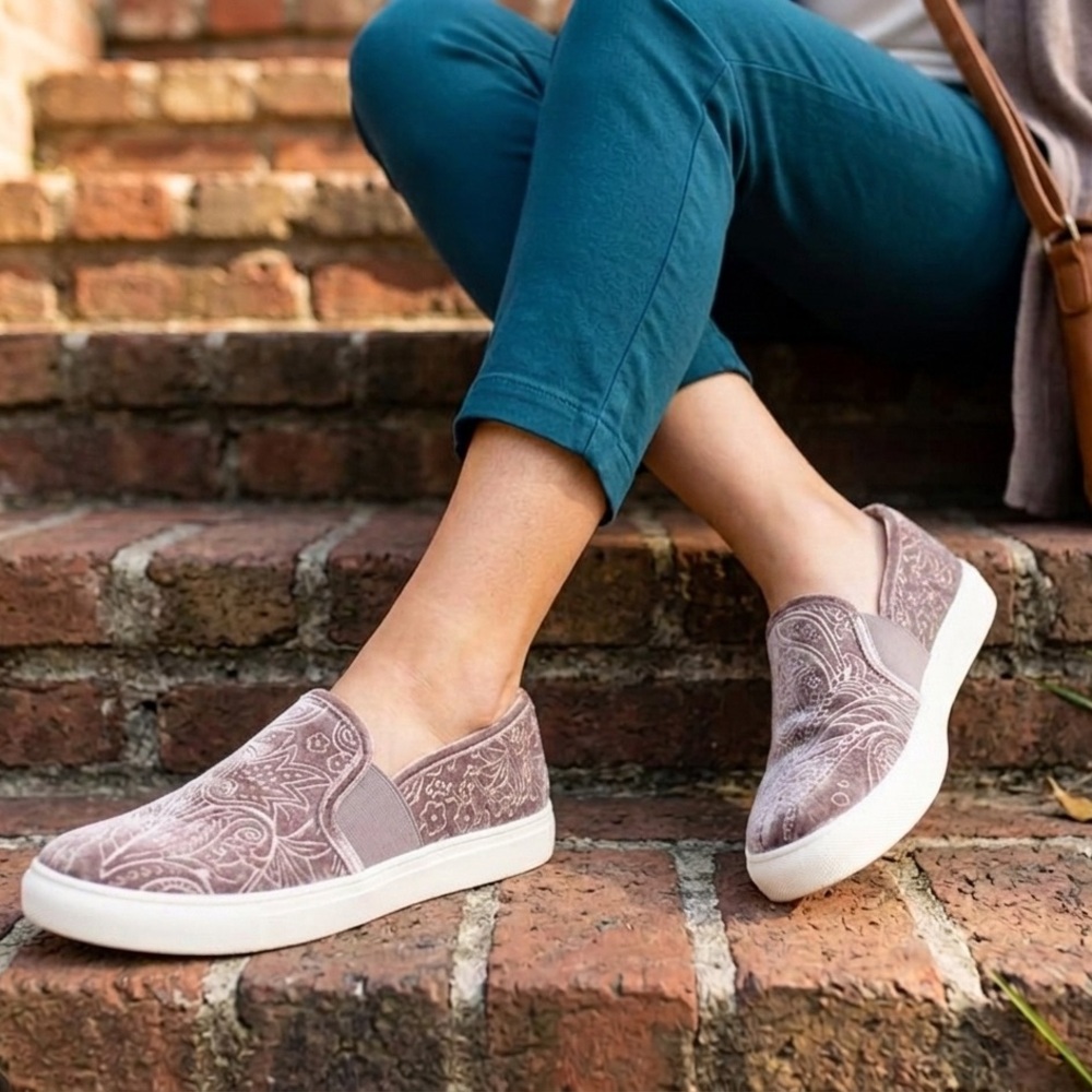 Steve Madden Evangel Velvet Paisley Slip On Loafers Womens 8.5 Brown Flat